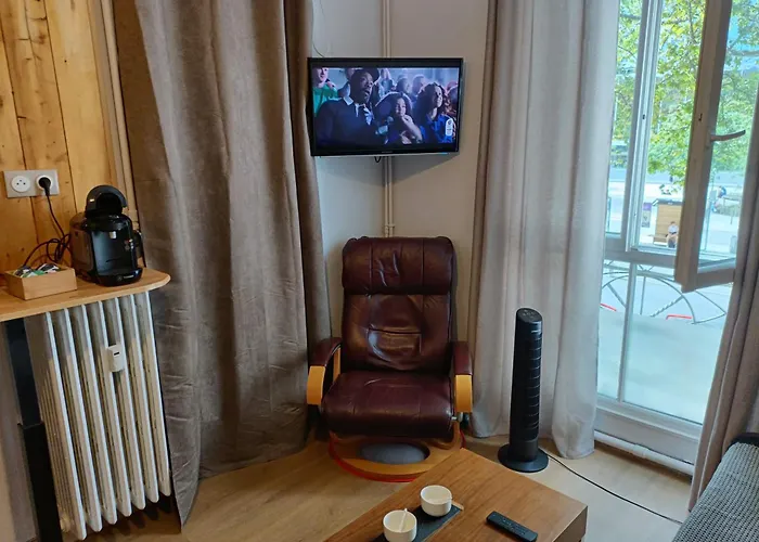 Cosy Renove -hyper Centre Grenoble, 1 Min Gare-tram Lejlighed Grenoble