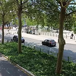 Cosy Renove -hyper Centre Grenoble, 1 Min Gare-tram